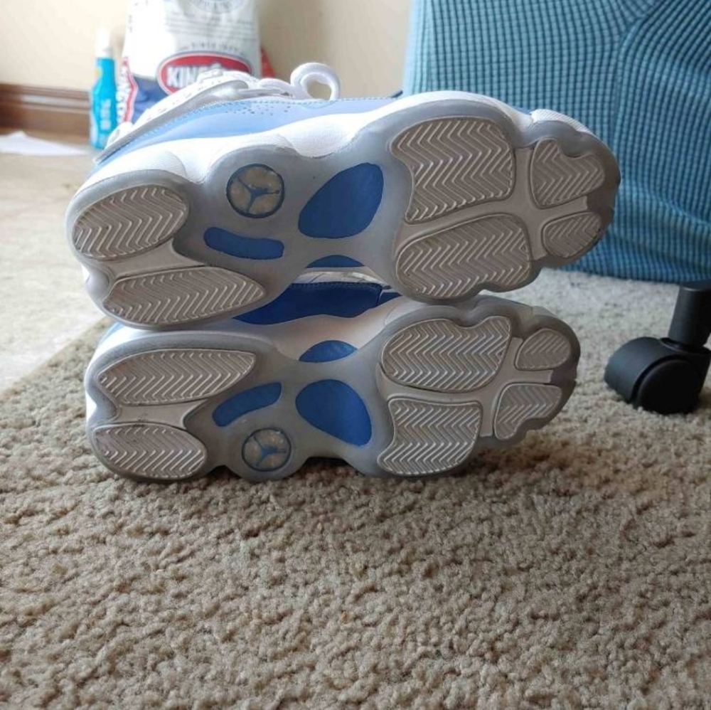Jordan Kids' Blue and White Sneakers - Picture 3 of 3